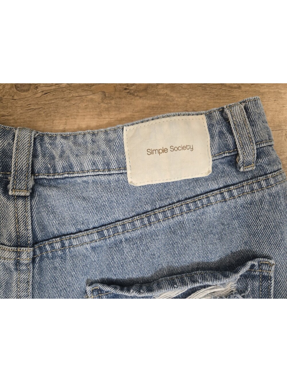Simple Society Distressed High-Waisted Denim Jean Shorts - Size 9/29 - Picture 8 of 15